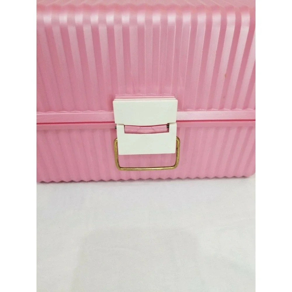 Vintage Sassaby Pink Make Up Storage Train Case  Jewelry Box Organizer Crafts